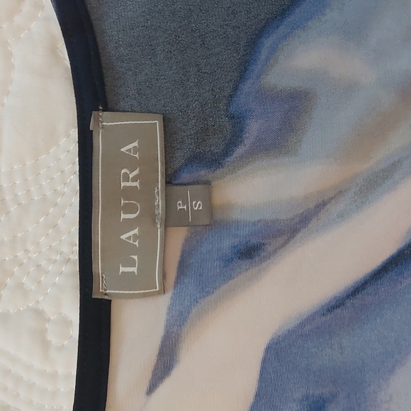 🔹️Blue floral blouse with fluted sleeves🔹️Laura SP - Picture 5 of 5